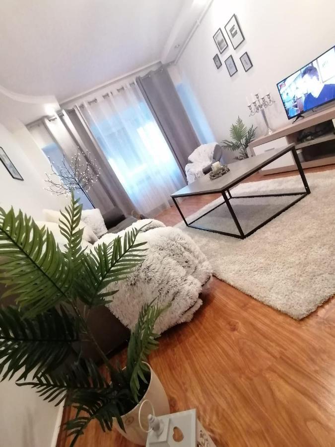 Masaryss Apartament Τουλσέα Εξωτερικό φωτογραφία