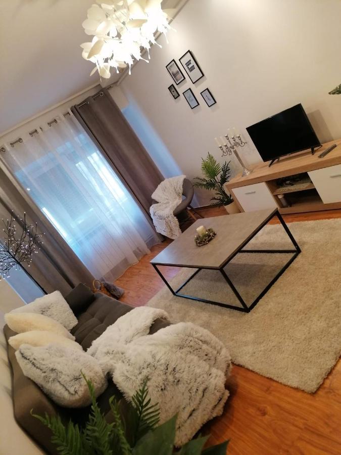 Masaryss Apartament Τουλσέα Εξωτερικό φωτογραφία
