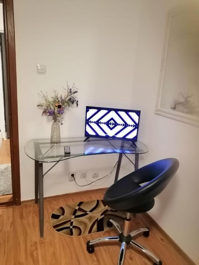 Masaryss Apartament Τουλσέα Εξωτερικό φωτογραφία